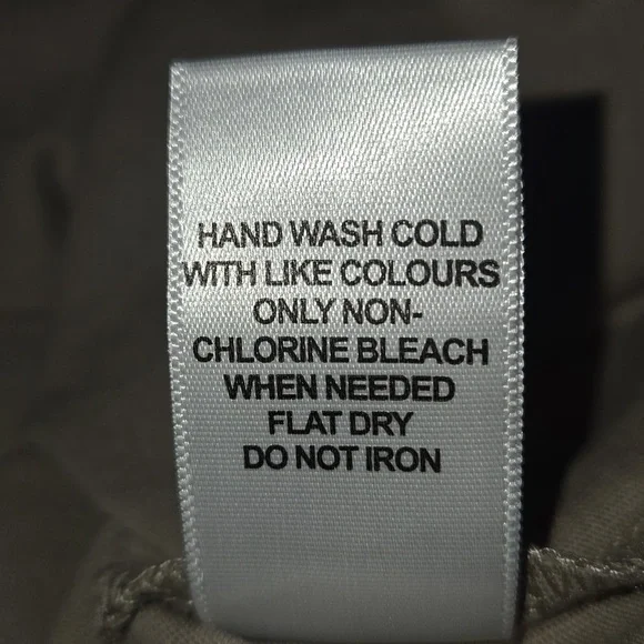 Essentials Fear of God Men's Short Sleeve T-Shirt Moss Size XL NWT - Picture 10 of 13